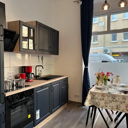 Nur 10 Min Fuss Zum Zentrum,47qm,netflix Apartment