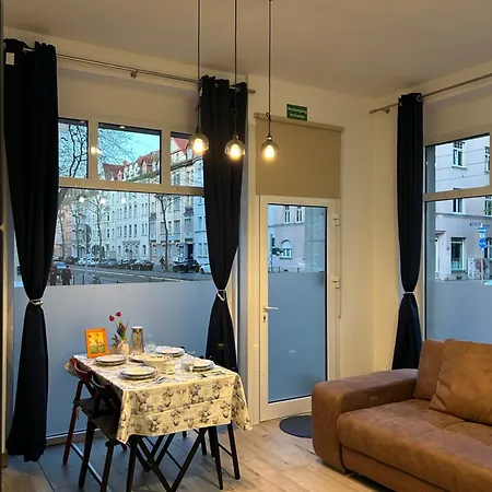 Nur 10 Min Fuss Zum Zentrum,47qm,netflix شقة *