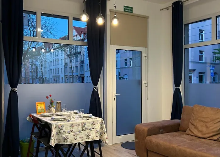 Apartment Nur 10 Min Fuß Zum Zentrum,47qm,netflix *