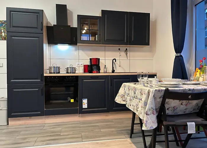 Nur 10 Min Fuß Zum Zentrum,47qm,netflix Apartment *